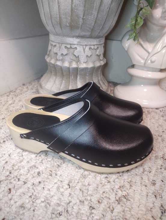 Urban Outfitters Shoes - Urban Outfitters Black Slip-On Leather Clogs for Women